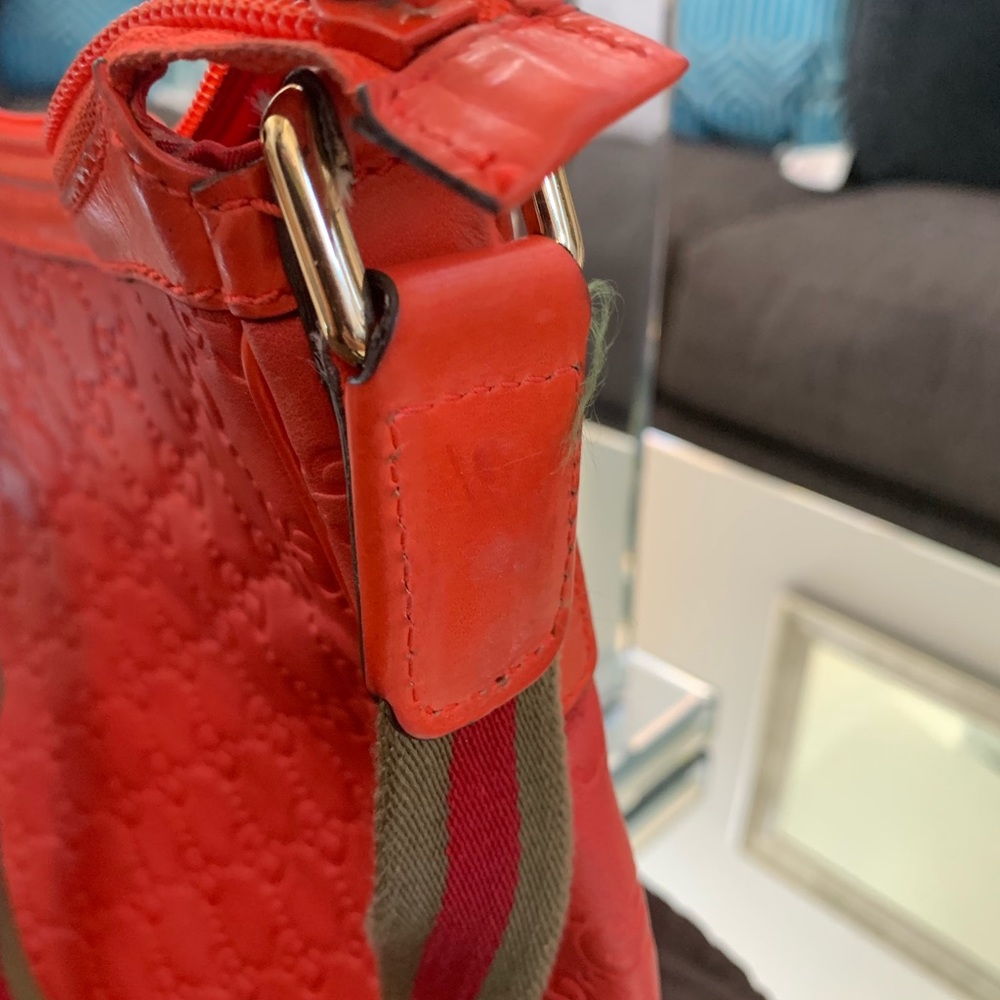 Gucci - Picture 2 of 8